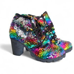 ✨ Flip Sequin Boots – Size 42 (Fits 8½)